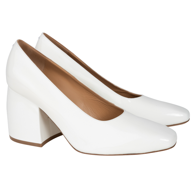 Patent Family Pumps | View of both MAISON MARGIELA Patent Family Pumps in White