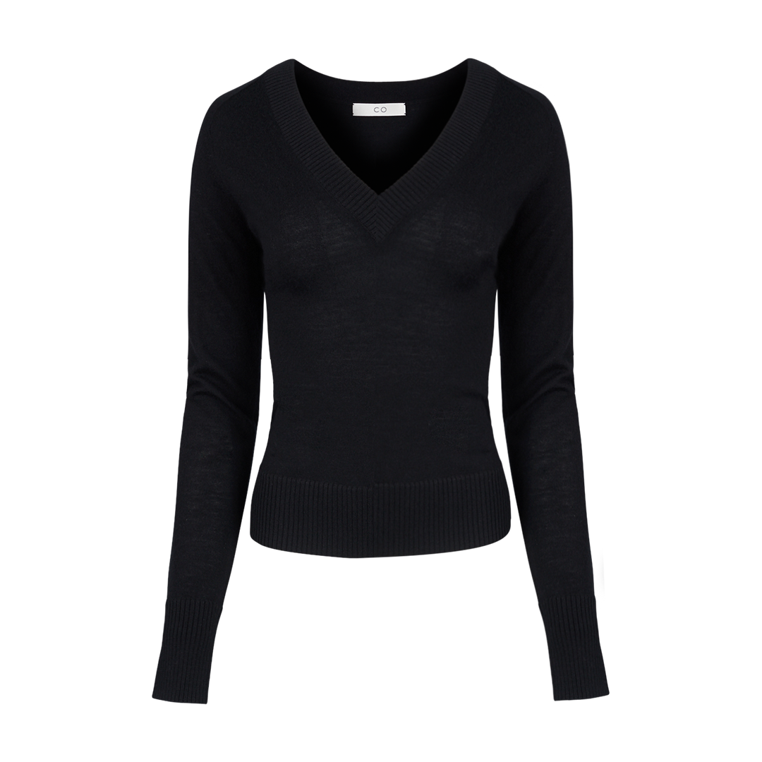 Black Cashmere Sweater | Front view of CO Black Cashmere Sweater