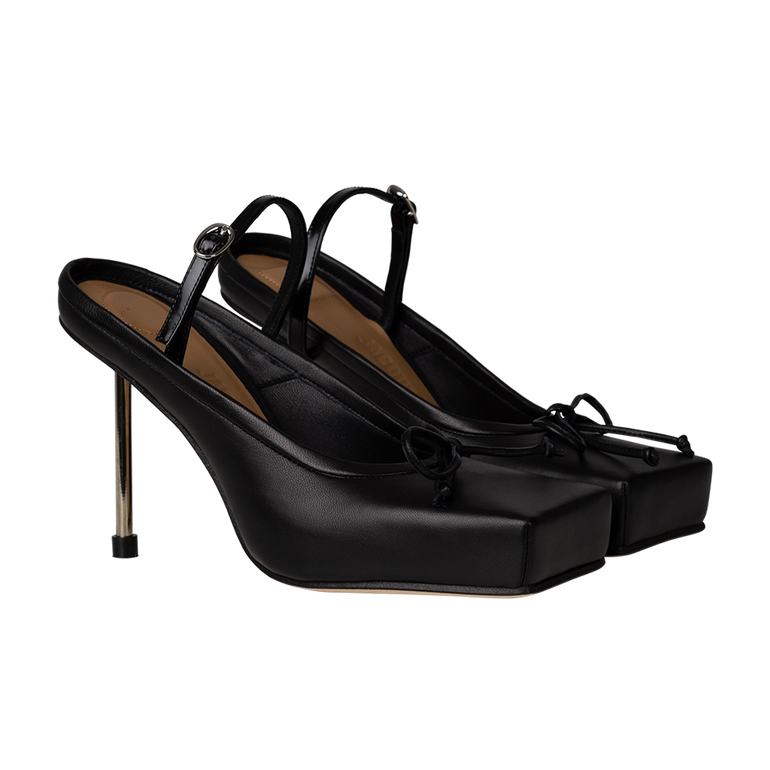 Les Chaussures Ballet Leather Mules | View of Both Les Chaussures Ballet Leather Mules JACQUEMUS