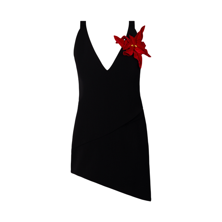 Poinsettia Brooch | Full body reference view of Poinsettia Brooch JW ANDERSON