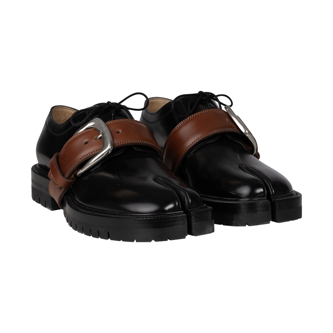 Tabi County Combat Loafers | Side view of both Tabi County Combat Loafers MAISON MARGIELA