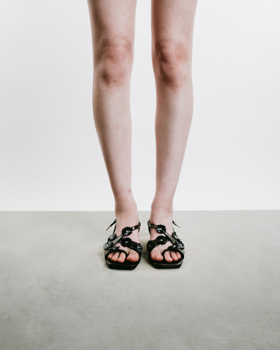 Arna Flower Sandals – FORTY FIVE TEN