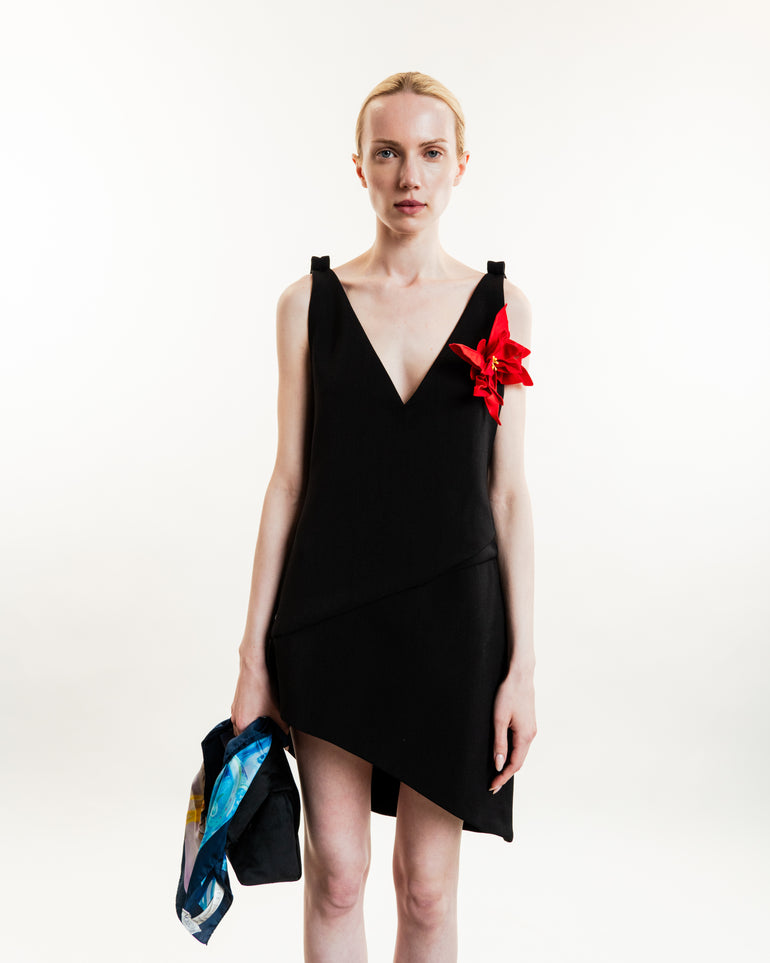 V-Neck Asymmetric Minidress | On-Model view of V-Neck Asymmetric Minidress JW ANDERSON