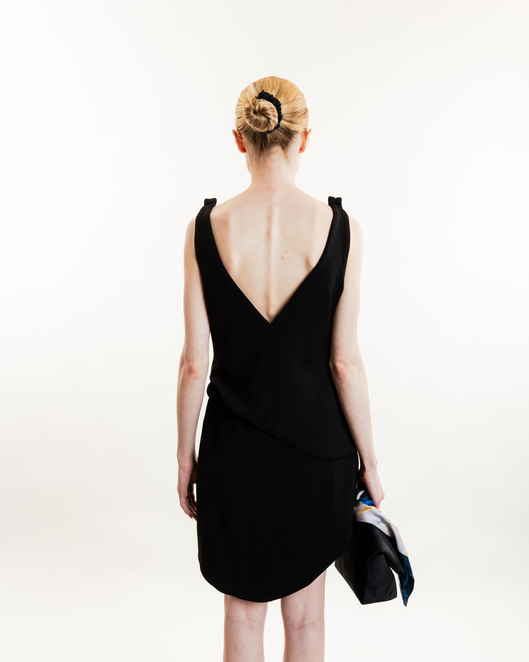 V-Neck Asymmetric Minidress | On-Model view of V-Neck Asymmetric Minidress JW ANDERSON